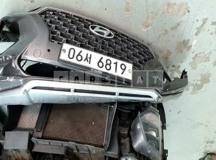 Photo 2 of 47: 2019 Hyundai Santa Fe, VIN KMHS581CBKU165840 — Korean insurance auction