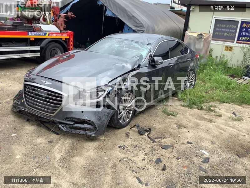 Photo 2 of 29: 2020 Genesis G80, VIN KMHGN41DDLU342031 — Korean insurance auction