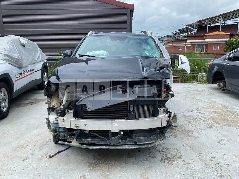 Photo 2 of 13: 2023 Hyundai Santa Fe — Korean insurance auction