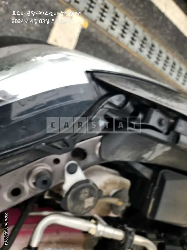 Photo 2 of 21: 2019 Toyota Camry Hybrid, VIN JTNB21HK0K3036458 — Korean insurance auction