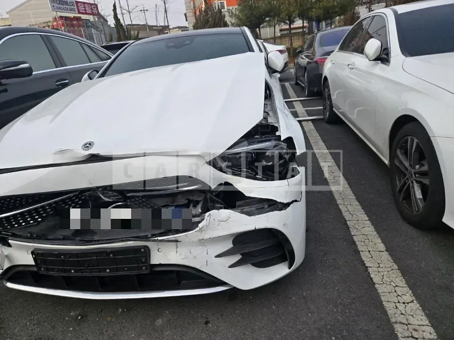 Photo 2 of 49: 2021 Mercedes-Benz E350 4Matic — Korean insurance auction