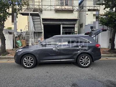 Photo 1 of 9: 2016 Kia Sorento 2.0 — Korean insurance auction