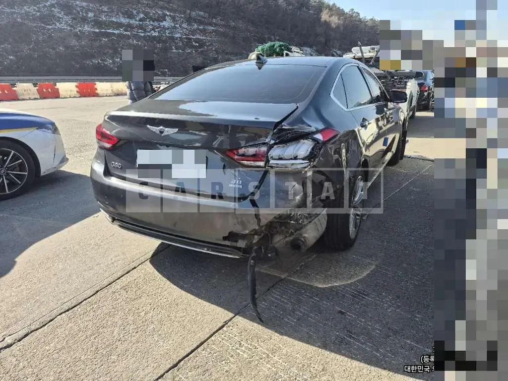 Photo 2 of 16: 2016 Genesis G80 — Korean insurance auction