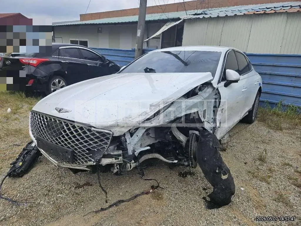 Photo 2 of 25: 2022 Genesis G80 AWD — Korean insurance auction