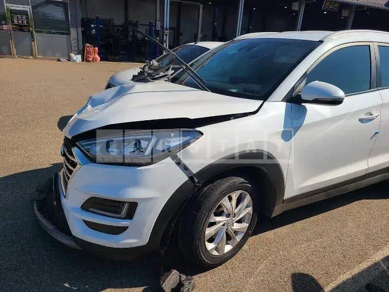 Photo 2 of 29: 2020 Hyundai Tucson, VIN KMHJ381ABLU219291 — Korean insurance auction