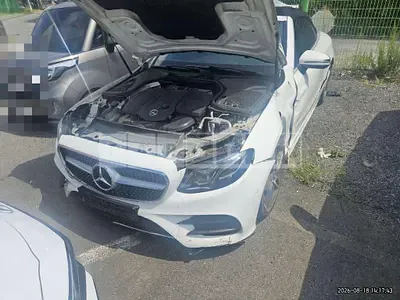Photo 1 of 16: 2018 Mercedes-Benz E220 d Cabriolet — Korean insurance auction