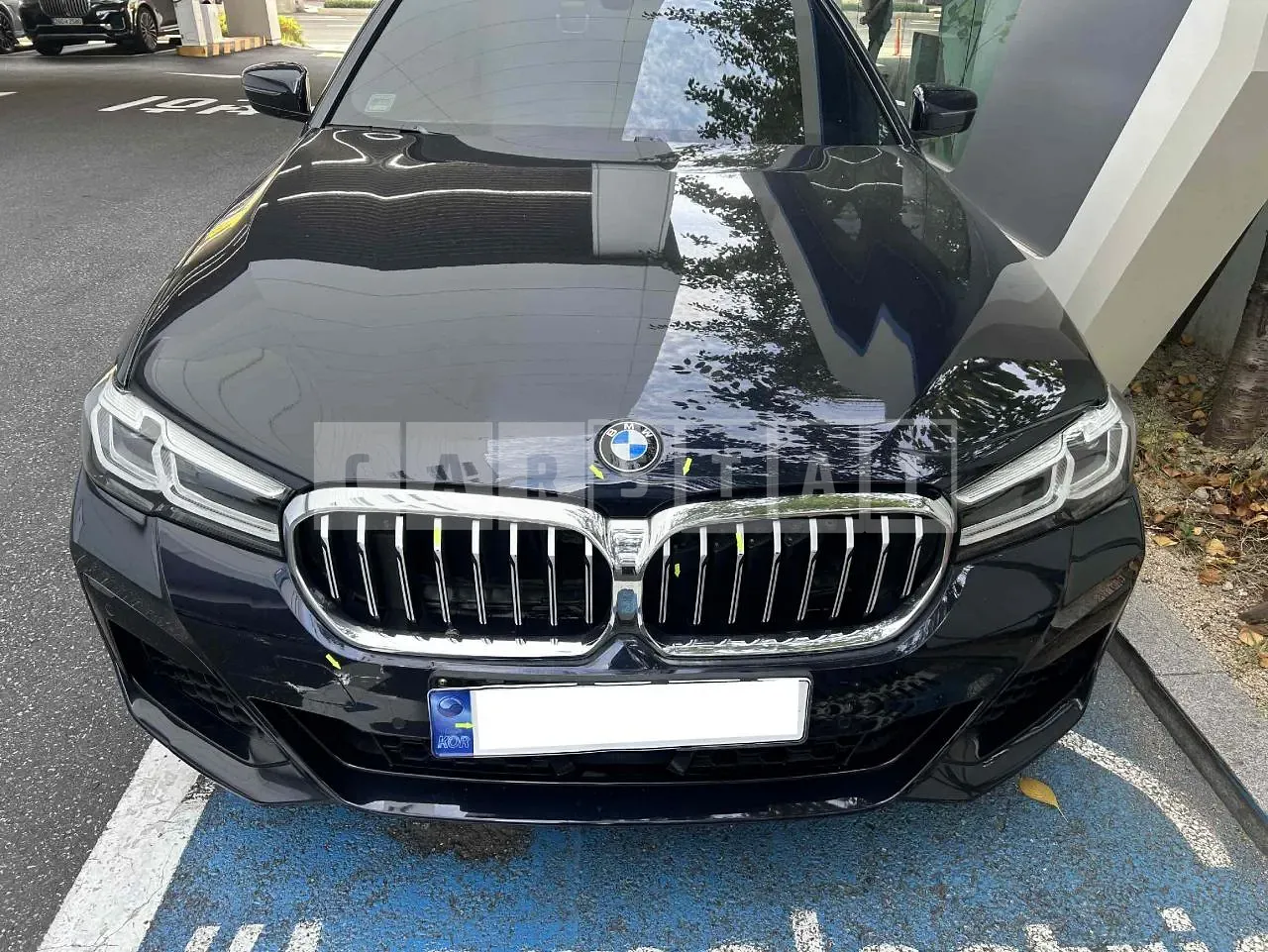 Photo 2 of 39: 2022 BMW 520i, VIN WBA11BH04NCJ22266 — Korean insurance auction