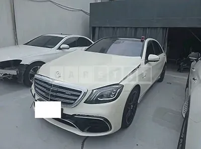 2020 Mercedes-AMG S63 4Matic + L