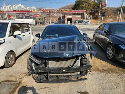 Photo 1 of 30: 2021 Kia K5 — Korean insurance auction