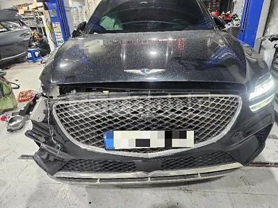 Photo 1 of 24: 2022 Genesis GV70 2.5T — Korean insurance auction