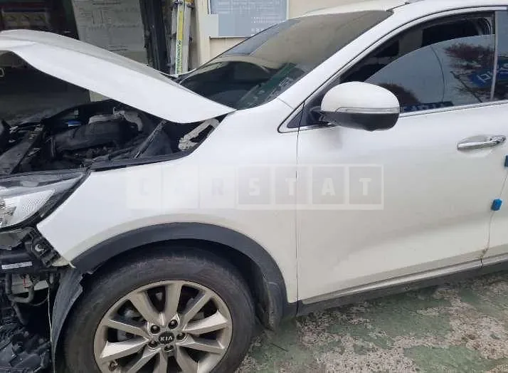 Photo 2 of 35: 2016 Kia Sorento — Korean insurance auction