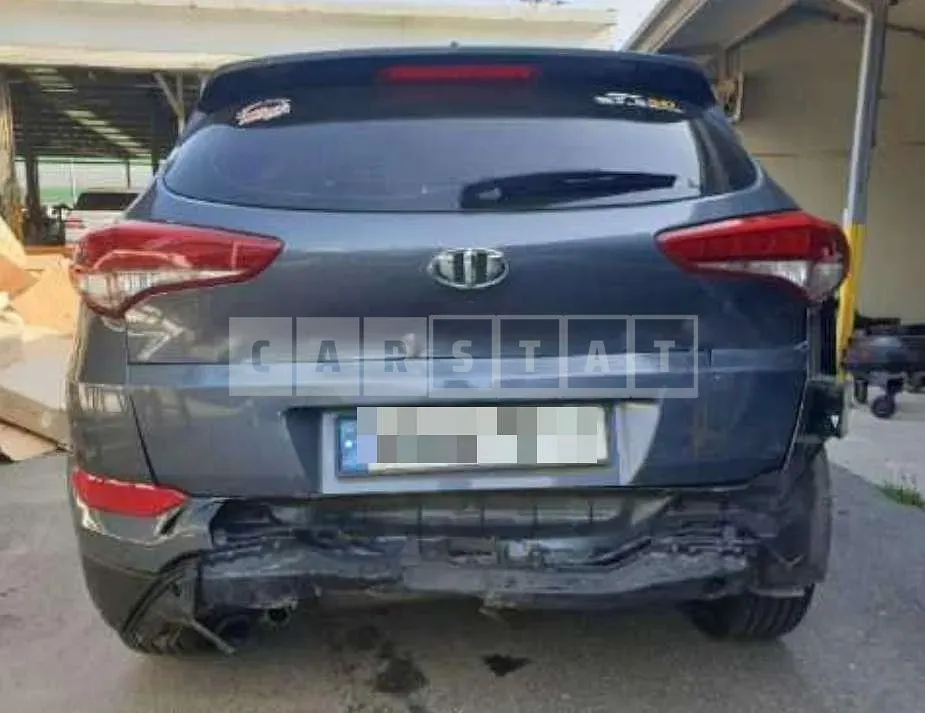Photo 2 of 6: 2018 Hyundai Tucson TL — Korean insurance auction