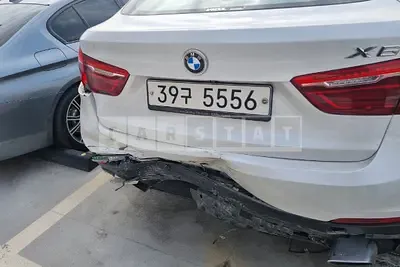 Photo 1 of 10: 2017 BMW X6 xDrive 30d, VIN WBAKV2105H0V40280 — Korean insurance auction