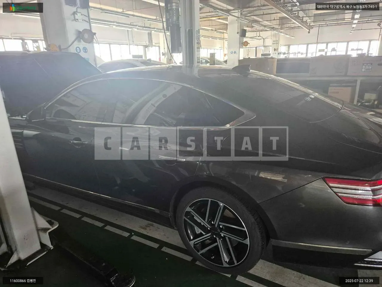 Photo 2 of 8: 2024 Genesis G80, VIN KMTGB41CDSU231035 — Korean insurance auction