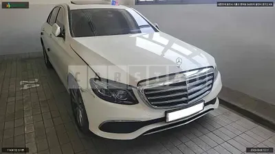 Photo 1 of 16: 2018 Mercedes-Benz E220d, VIN WDDZF0EB0KA668657 — Korean insurance auction