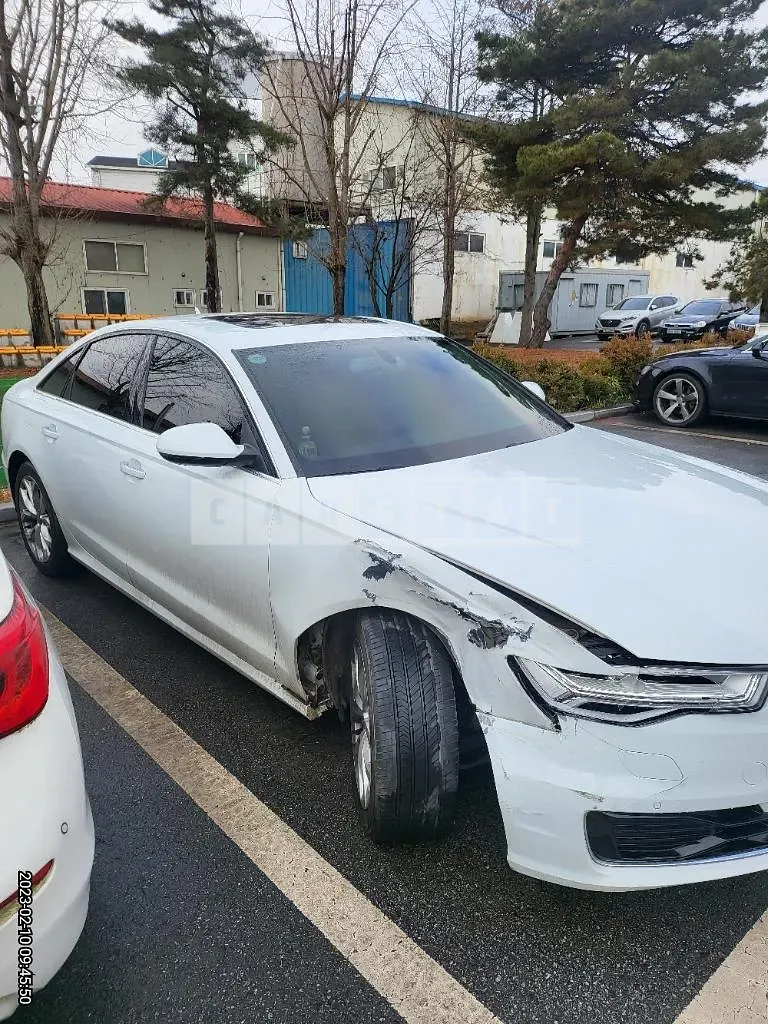 Photo 2 of 6: 2015 Audi A6 35 TDI, VIN WAUZZZ4GXGN022400 — Korean insurance auction
