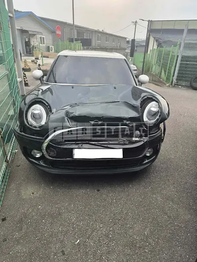 Photo 1 of 9: 2018 MINI Minnie Cooper Clubman, VIN WMWLN5108J2H03460 — Korean insurance auction
