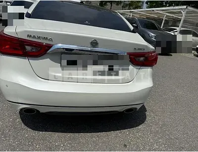 Photo 1 of 15: 2017 Nissan Maxima — Korean insurance auction