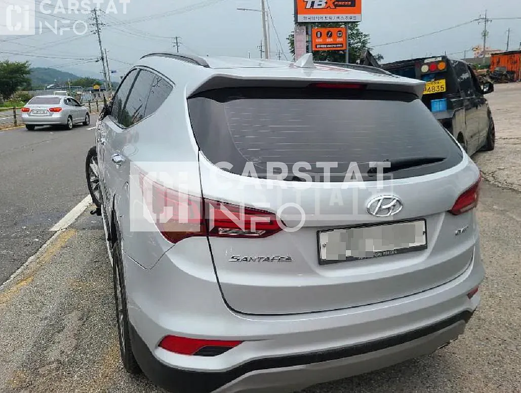 Photo 2 of 3: 2016 Hyundai Santa Fe 2.0 — Korean insurance auction