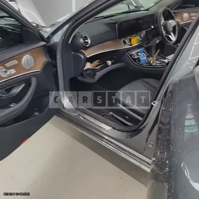Photo 1 of 9: 2020 Mercedes-Benz E 300 4Matic, VIN W1KZF4KB5LA852957 — Korean insurance auction