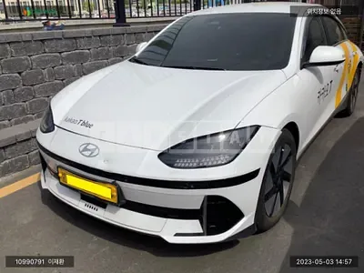 Photo 1 of 20: 2022 Hyundai IONIQ 6 Long Range, VIN KMHM241AFPA002255 — Korean insurance auction