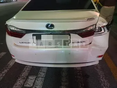 Photo 1 of 32: 2015 Lexus ES300h — Korean insurance auction