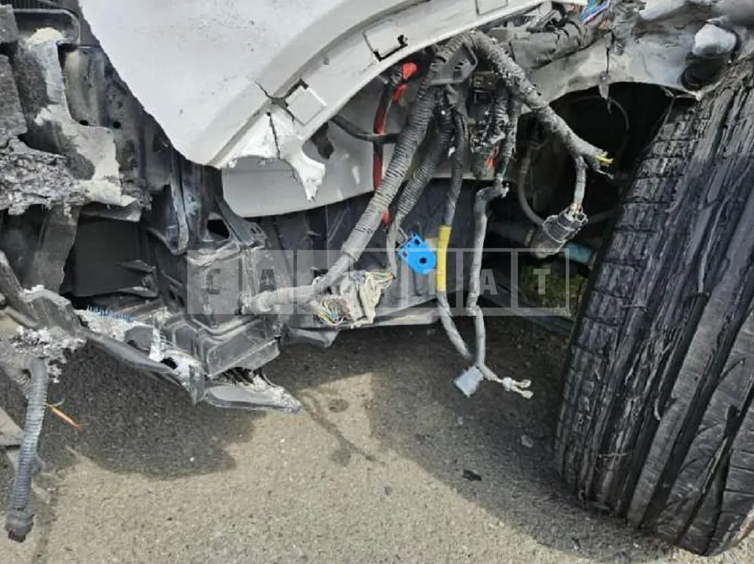 Photo 2 of 4: 2015 Hyundai Santa Fe DM 2.2, VIN KMHSW81XBFU497646 — Korean insurance auction