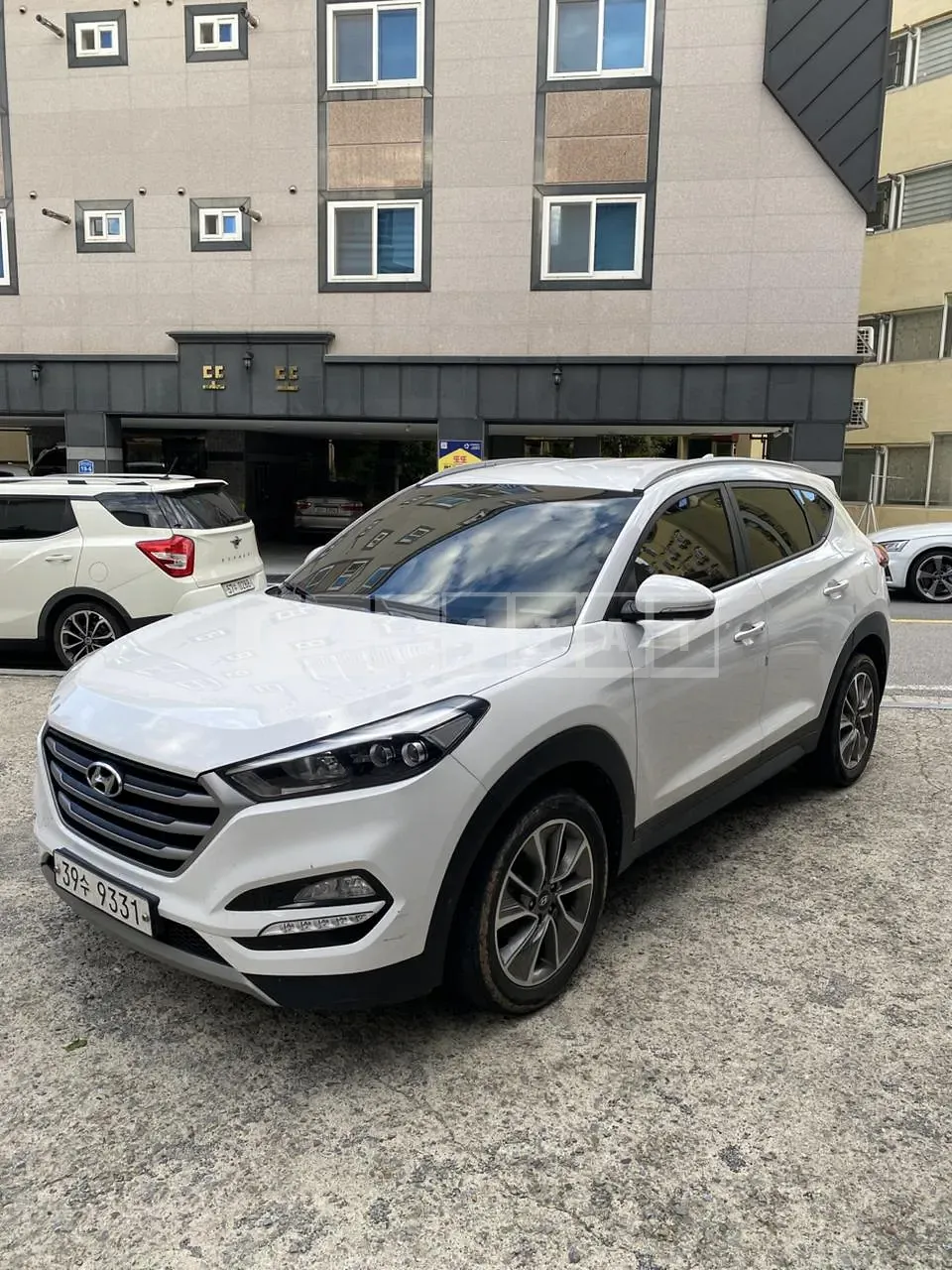 Photo 2 of 8: 2017 Hyundai Tucson 2.0, VIN KMHJ381ABJU593310 — Korean insurance auction
