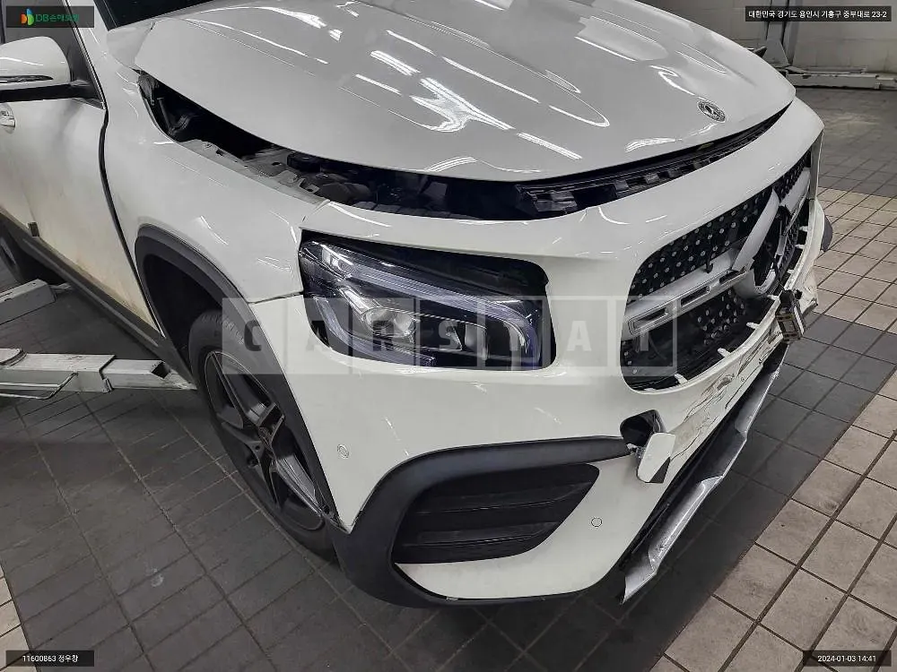 Photo 2 of 19: 2021 Mercedes-Benz GLB 250 4Matic, VIN W1N4M4HB8MW080856 — Korean insurance auction