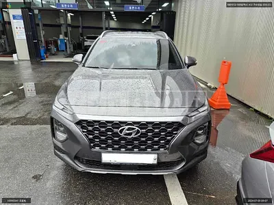 Photo 1 of 15: 2019 Hyundai Santa Fe, VIN KMHS381BDLU201079 — Korean insurance auction