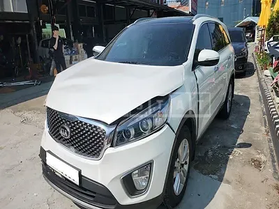 Photo 1 of 35: 2015 Kia Sorento, VIN KNAPS81ABGA139912 — Korean insurance auction