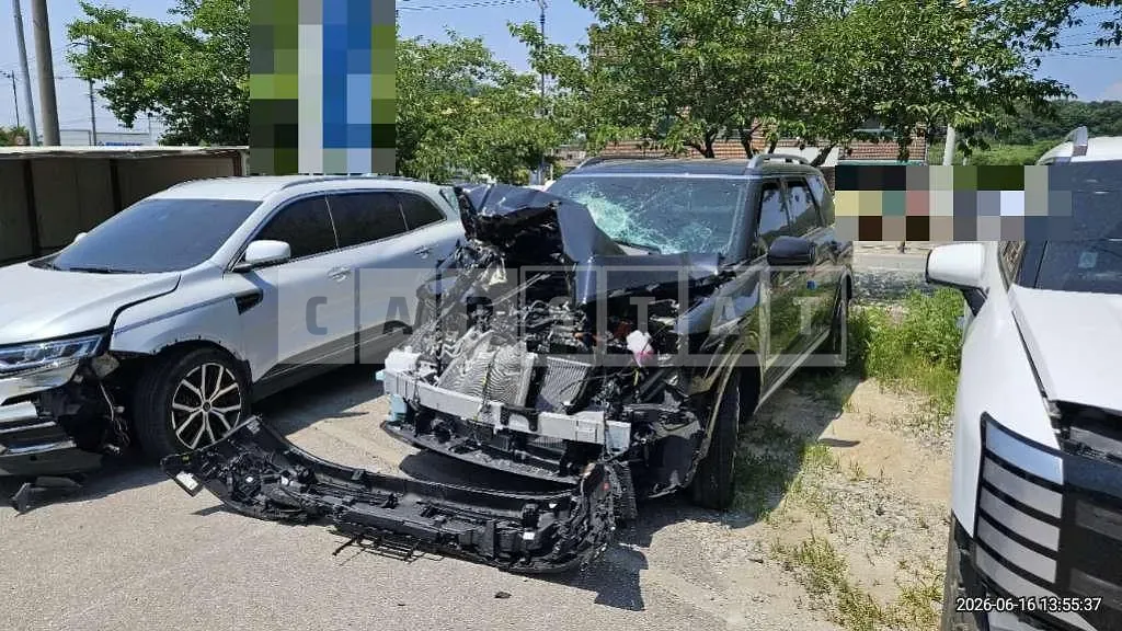 Photo 2 of 21: 2025 Hyundai Palisade Hybrid — Korean insurance auction
