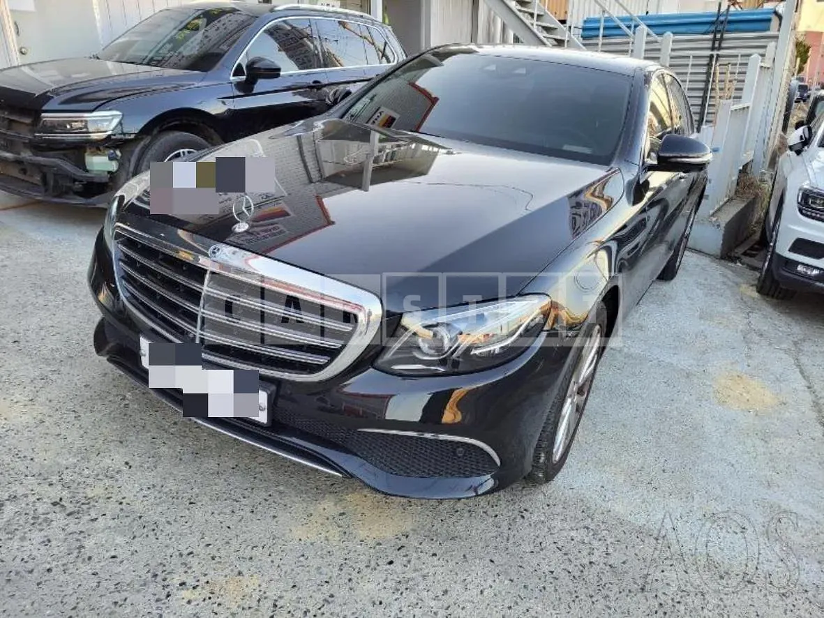 Photo 3 of 3: 2018 Mercedes-Benz (parts) E300 Light — Korean insurance auction