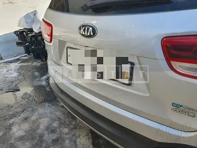 Photo 1 of 8: 2017 Kia Sorento 2.0 (4WD), VIN KNAPK81ADHA320073 — Korean insurance auction