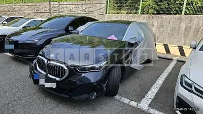 Photo 1 of 31: 2024 BMW 520i — Korean insurance auction