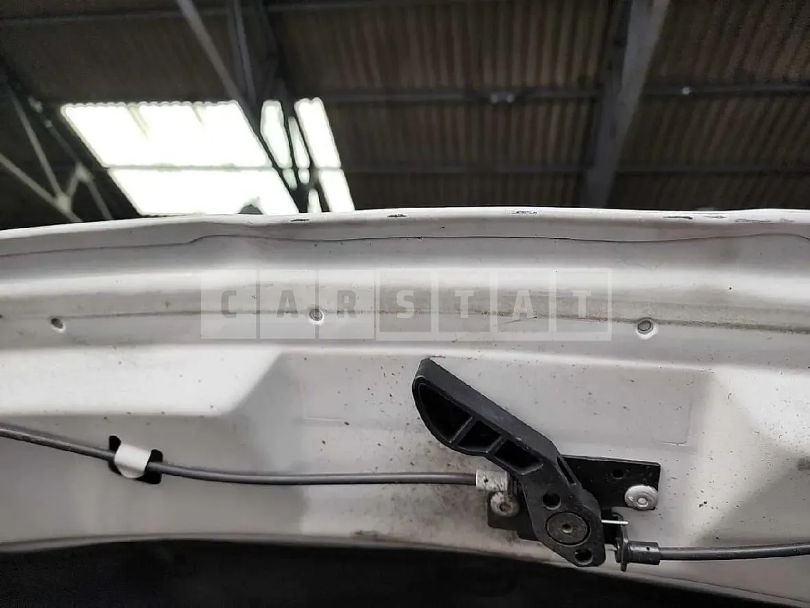 Photo 2 of 19: 2015 BMW 520d, VIN WBA5E5103FG058331 — Korean insurance auction