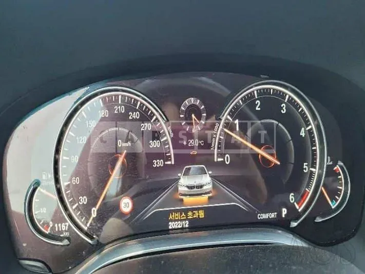 Photo 2 of 24: 2016 BMW 730d xDrive, VIN WBA7C4108GG641147 — Korean insurance auction