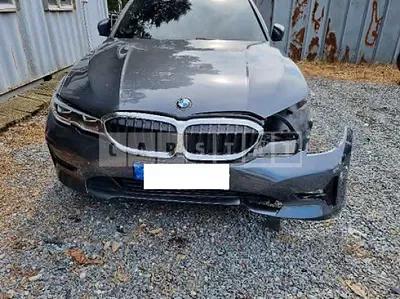Photo 1 of 24: 2022 BMW 320i — Korean insurance auction