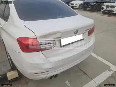 Photo 1 of 7: 2016 BMW 320d xDrive, VIN WBA8C910XGK651855 — Korean insurance auction
