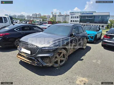 Photo 1 of 20: 2022 Genesis GV70, VIN KMTMA81BDPU080136 — Korean insurance auction