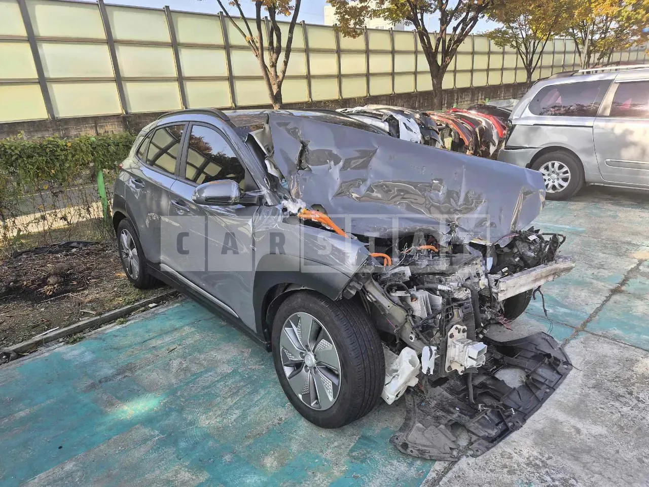 Photo 2 of 15: 2020 Hyundai Kona Electric, VIN KMHK381GFLU102096 — Korean insurance auction