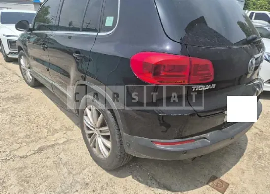 Photo 2 of 26: 2015 Volkswagen Tiguan 2.0 TDI Blue Motion — Korean insurance auction