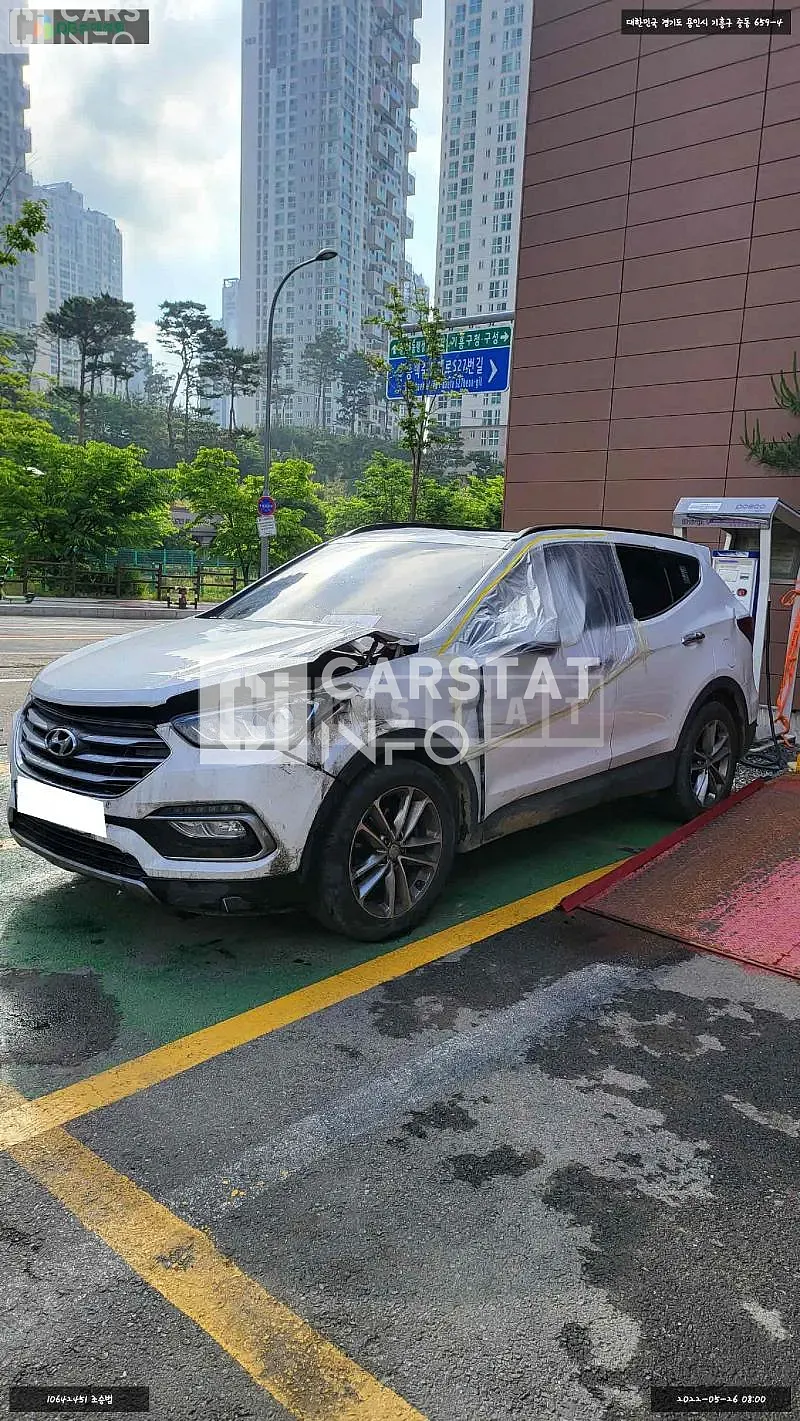 Photo 2 of 15: 2015 Hyundai Santa Fe, VIN KMHSW81UBGU567369 — Korean insurance auction