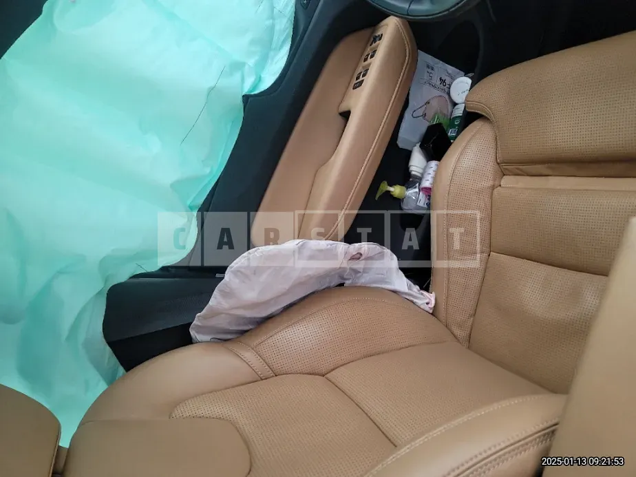 Photo 2 of 30: 2021 Volvo XC60B5 AWD — Korean insurance auction