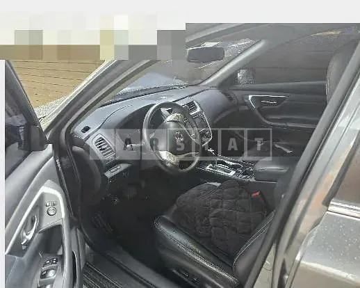 Photo 2 of 9: 2016 Nissan Altima 2.5 — Korean insurance auction