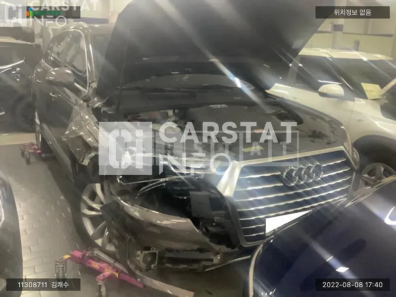 Photo 2 of 10: 2016 Audi Q7, VIN WAUZZZ4M1GD067690 — Korean insurance auction