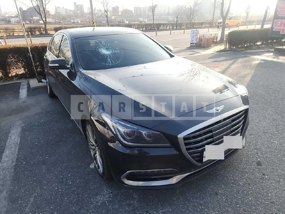 Photo 2 of 7: 2017 Genesis G80 — Korean insurance auction