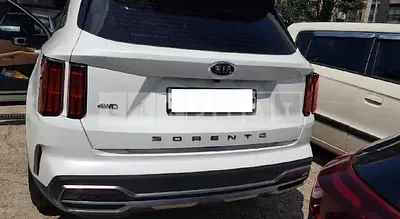 Photo 1 of 11: 2021 Kia Sorento, VIN KNARG81BHMA057511 — Korean insurance auction