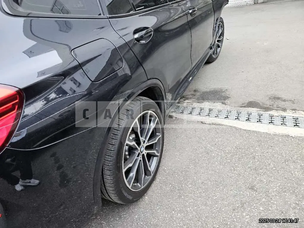 Photo 2 of 24: 2021 BMW X3 xDrive30e — Korean insurance auction
