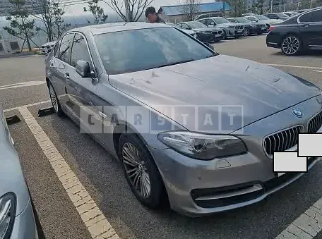 Photo 2 of 9: 2015 BMW 520d xDrive, VIN WBA5E7100FG152985 — Korean insurance auction